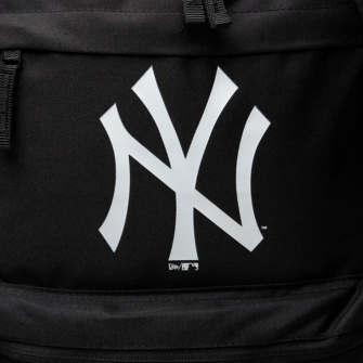 New Era MLB New York Yankees Delaware Backpack ''Black/White''